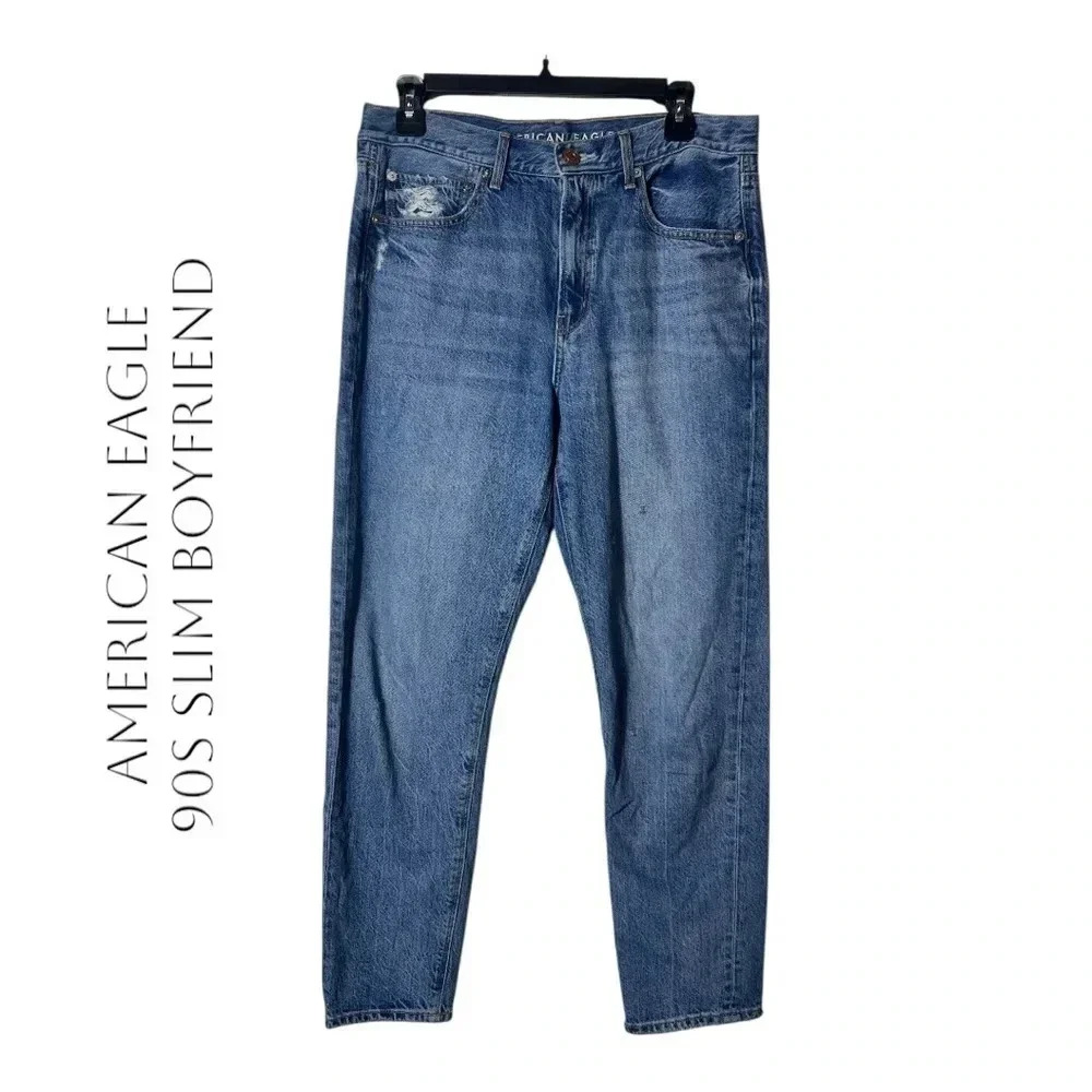 2034. AMERICAN EAGLE 90s SLIM BOYFRIEND JEANS SIZE 6 DISTRESSED MEDIUM WASH